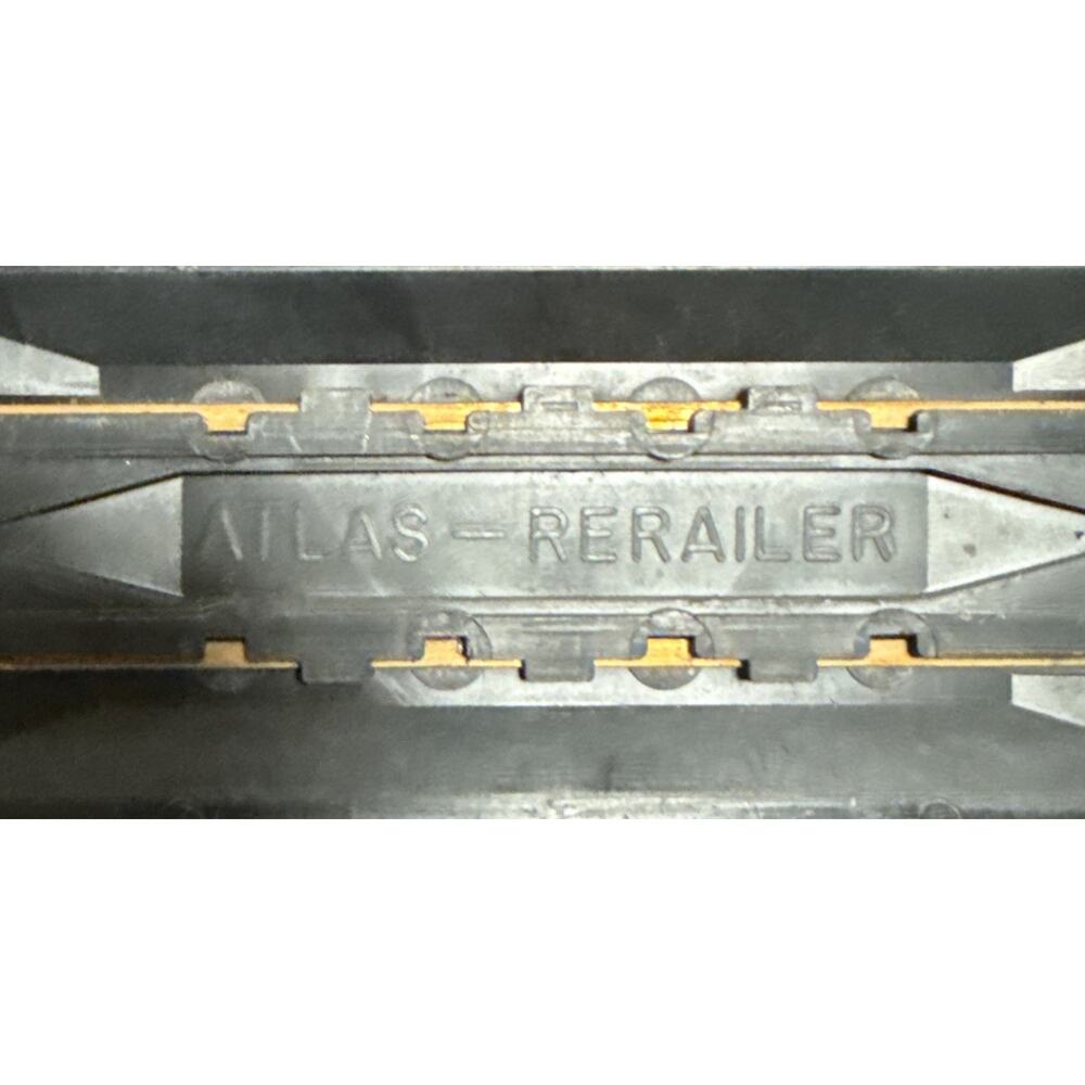 Atlas HO Scale Rerailer + 18” R Rerailer Terminal Track No 25671 + 18” R Track - Picture 4 of 5